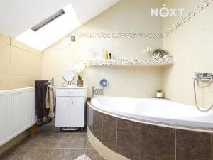 Prodej bytu 4+kk, České Budějovice, Žižkova tř., 113 m2