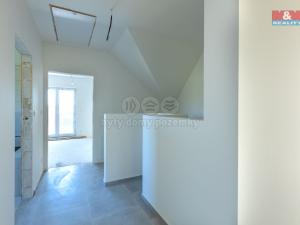 Prodej rodinného domu, Lány, 168 m2