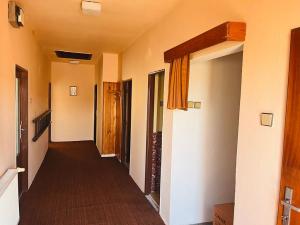 Prodej vily, Kamenné Žehrovice, Revoluční, 310 m2