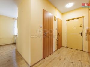 Prodej bytu 3+1, Nová Role, 1. máje, 69 m2