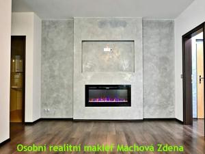 Pronájem bytu 3+kk, Praha - Vysočany, Na Harfě, 66 m2
