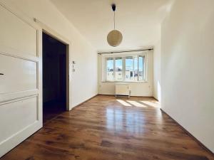Pronájem bytu 1+kk, Praha, 40 m2
