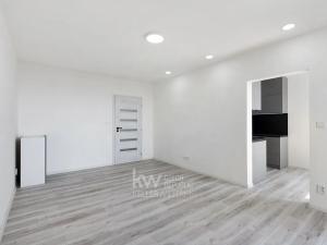 Prodej bytu 3+1, Praha - Troja, Hnězdenská, 74 m2