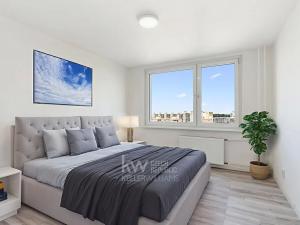 Prodej bytu 3+1, Praha - Troja, Hnězdenská, 74 m2