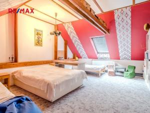 Prodej rodinného domu, Pšovlky, 210 m2