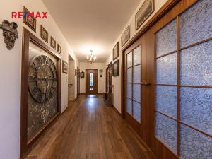 Prodej rodinného domu, Nový Knín, 350 m2