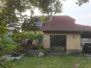 Prodej rodinného domu, Hřebeč, Opletalova, 125 m2