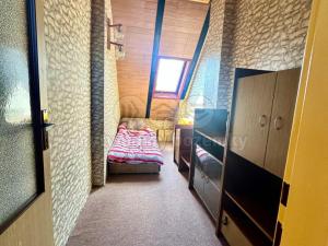 Prodej rodinného domu, Krnov - Pod Bezručovým vrchem, Albrechtická, 285 m2