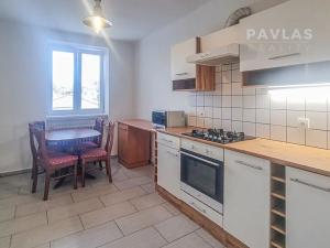 Pronájem bytu 2+1, České Budějovice, Jiráskovo nábř., 81 m2