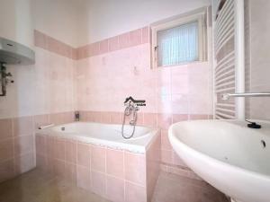 Prodej rodinného domu, Drysice, 349 m2