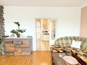 Pronájem bytu 2+1, Orlová - Lutyně, Masarykova třída, 67 m2
