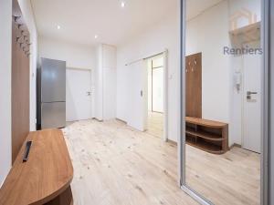 Pronájem bytu 3+1, Praha - Smíchov, Lidická, 87 m2