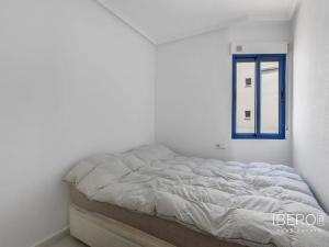 Prodej bytu 3+kk, Torrevieja, Španělsko, 45 m2