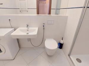 Pronájem bytu 1+kk, Praha - Vysočany, Pod Harfou, 30 m2