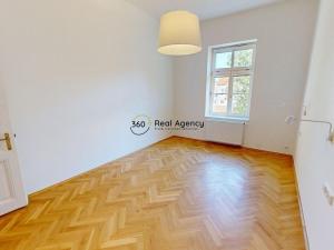 Pronájem bytu 3+1, Praha - Smíchov, Drtinova, 97 m2