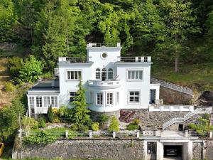 Prodej vily, Chocerady, 340 m2