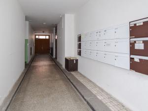Pronájem komerční, Praha - Žižkov, Sudoměřská, 90 m2