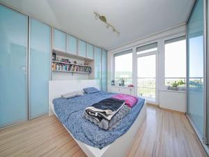 Pronájem bytu 3+kk, Praha - Střížkov, Zásadská, 131 m2