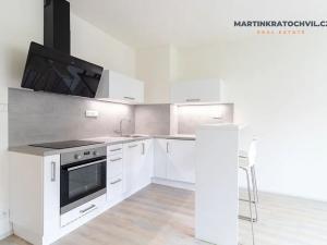 Pronájem bytu 1+kk, Praha - Košíře, Vrchlického, 31 m2