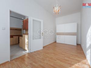 Prodej bytu 2+1, Mariánské Lázně, Třebízského, 49 m2