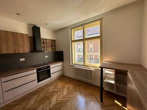 Pronájem bytu 3+kk, Hradec Králové, Mánesova, 67 m2