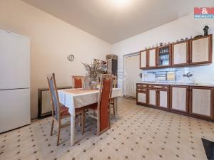 Prodej rodinného domu, Broumov, Mírové náměstí, 534 m2