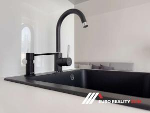 Pronájem bytu 1+kk, Zlín, Sadová, 43 m2
