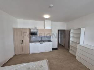 Pronájem bytu 1+kk, Olomouc, 1. máje, 20 m2