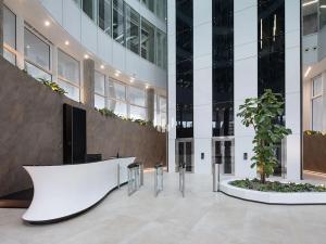 Pronájem kanceláře, Praha - Smíchov, Plzeňská, 454 m2