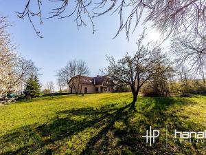 Pronájem rodinného domu, Strančice, 259 m2