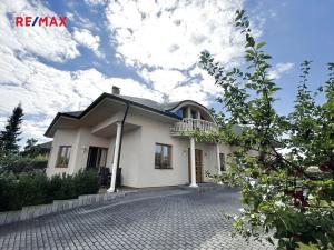 Prodej rodinného domu, Mukařov, Zvonečková, 230 m2