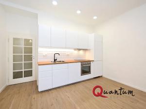 Pronájem bytu 1+kk, Praha - Strašnice, Nad Primaskou, 36 m2