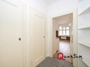 Pronájem bytu 1+kk, Praha - Strašnice, Nad Primaskou, 36 m2