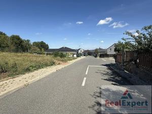 Prodej pozemku pro bydlení, Králův Dvůr, 740 m2