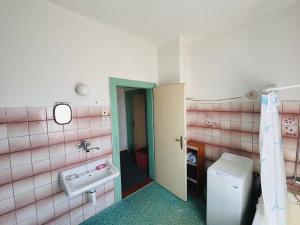 Prodej vily, Kamenné Žehrovice, Revoluční, 280 m2