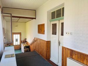 Prodej vily, Kamenné Žehrovice, Revoluční, 280 m2
