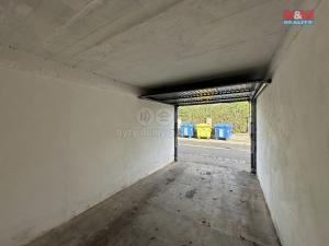 Pronájem garáže, Praha - Dejvice, 16 m2