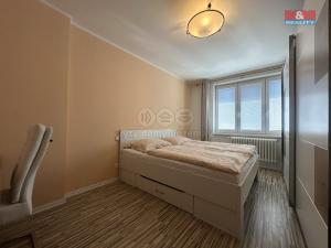 Pronájem bytu 2+1, Klášterec nad Ohří - Miřetice u Klášterce nad Ohří, Václava Řezáče, 54 m2