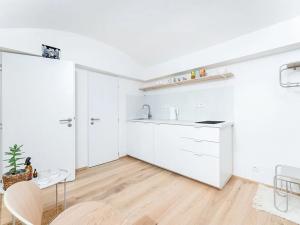 Pronájem kanceláře, Praha - Vinohrady, U Kanálky, 28 m2
