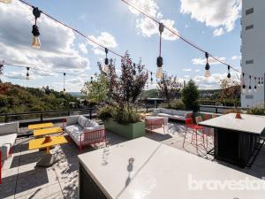 Pronájem bytu 2+kk, Praha - Modřany, Československého exilu, 72 m2