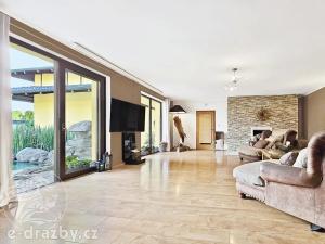 Prodej rodinného domu, Sulice, Úzká, 265 m2