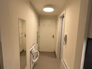 Pronájem bytu 1+kk, Praha - Košíře, Hlaváčkova, 25 m2