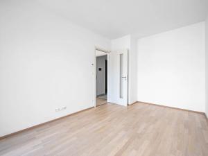 Pronájem bytu 2+kk, Praha - Libeň, Vojenova, 60 m2