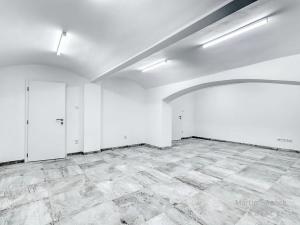 Prodej kanceláře, Praha - Libeň, Vacínova, 66 m2