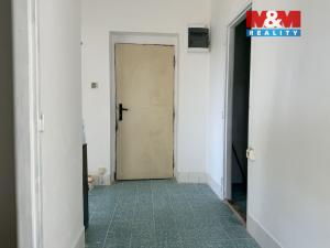 Prodej bytu 3+1, Krupá, 69 m2
