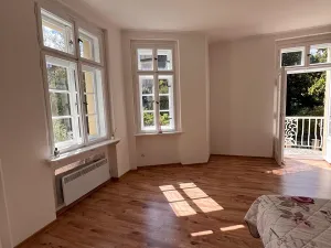 Prodej bytu 2+1, Karlovy Vary, Krále Jiřího, 85 m2