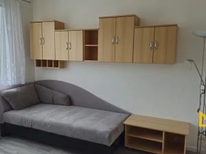 Pronájem bytu 3+1, Praha - Kamýk, Otradovická, 82 m2