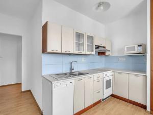 Prodej bytu 2+1, Hradec Králové, třída SNP, 50 m2