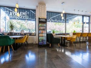 Pronájem restaurace, Teplice, U divadla, 162 m2