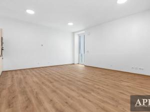Pronájem bytu 1+kk, Strážnice, náměstí Svobody, 45 m2